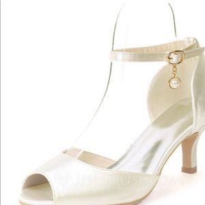 Ivory satin bridal shoes